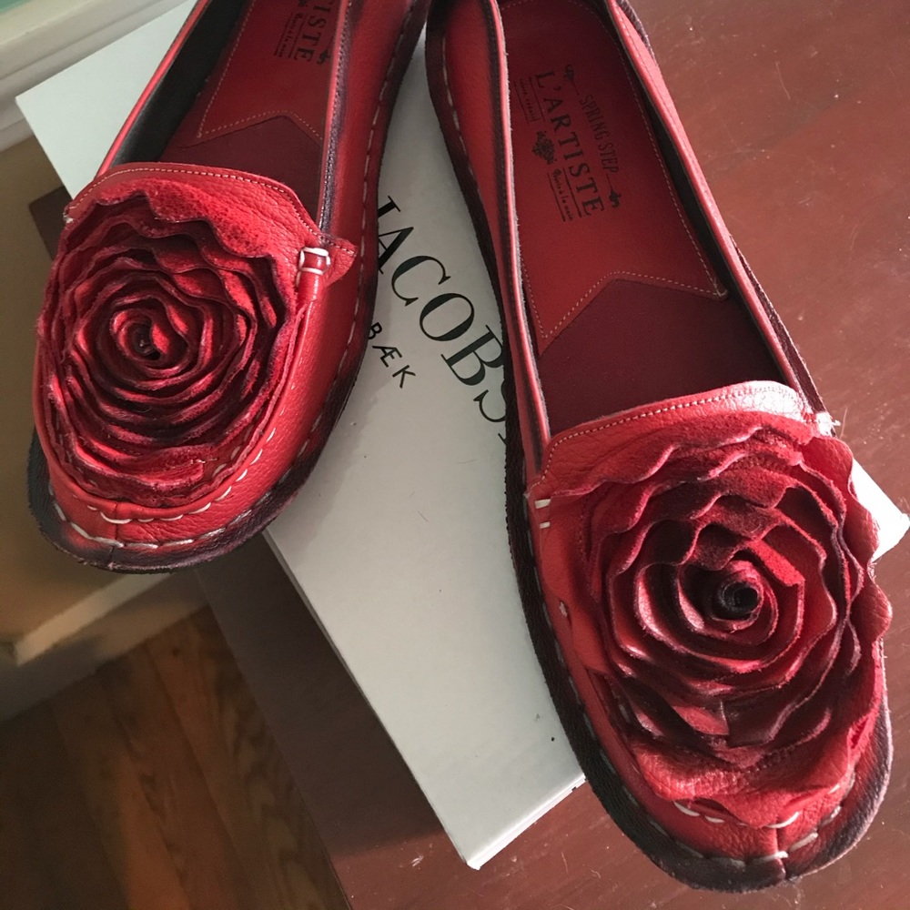 Red L’artiste Loafers